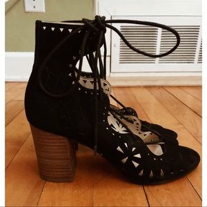 Wood Block Heel Lace Up Summer Sandal